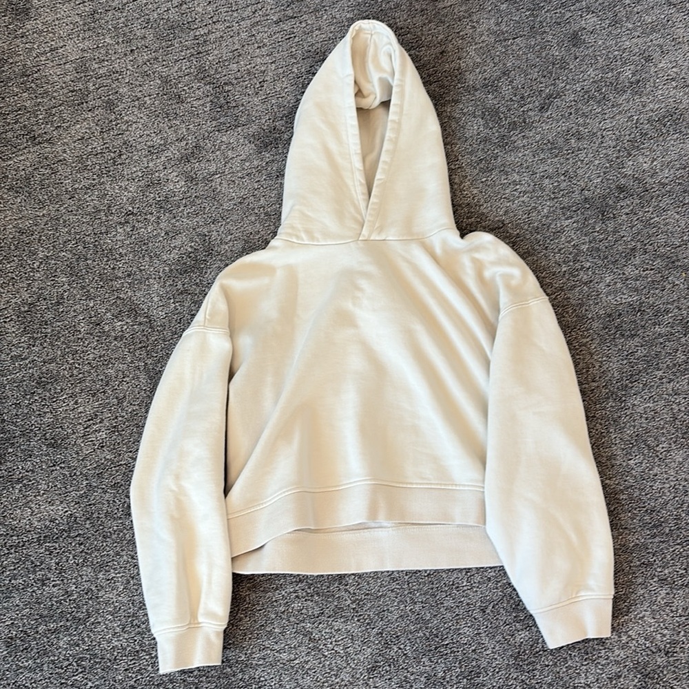 Basic cream hoodie